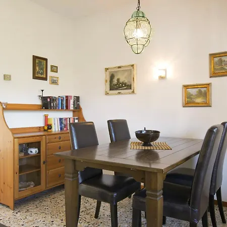 Casa Magnolia بيت للعطل لووِنو